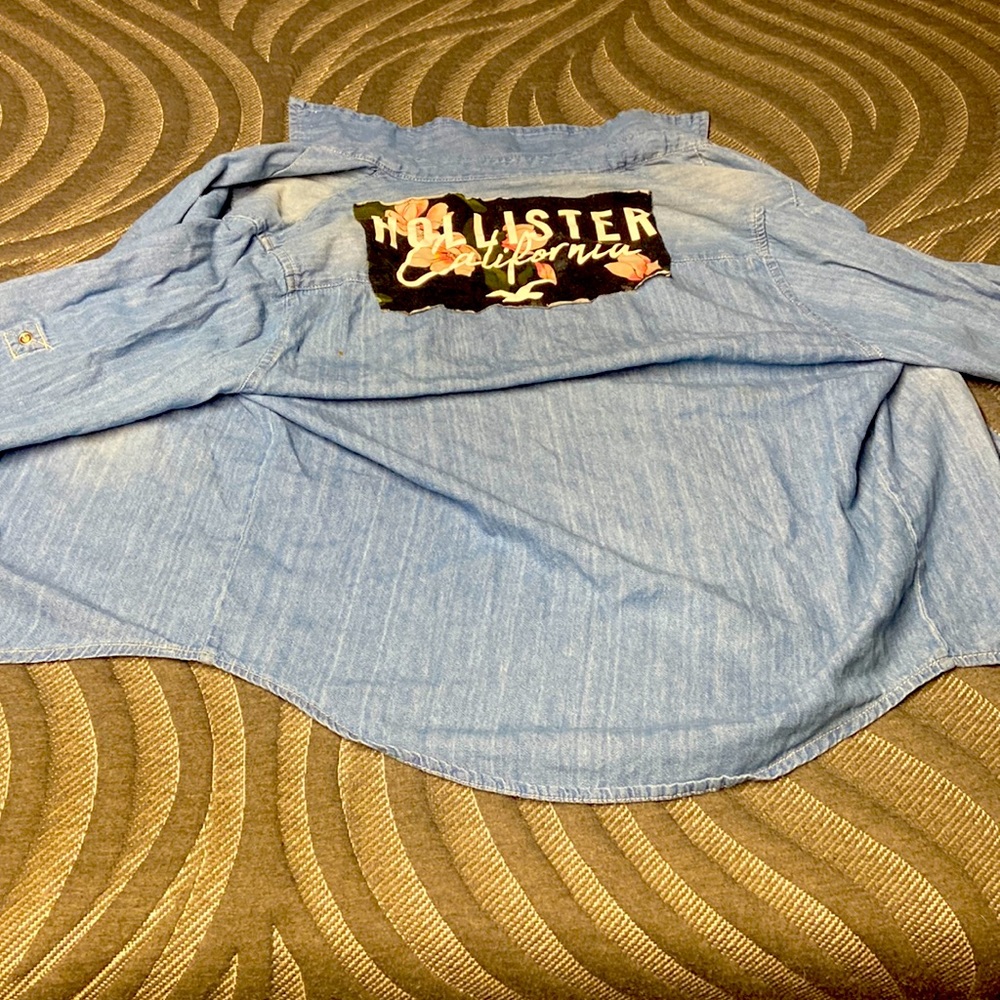 Custom made hollister butten shirt